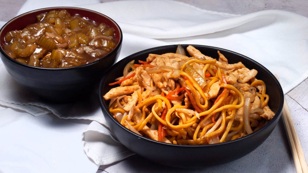 Chicken Lo-Mein w/ Chow Mein and dry noodles